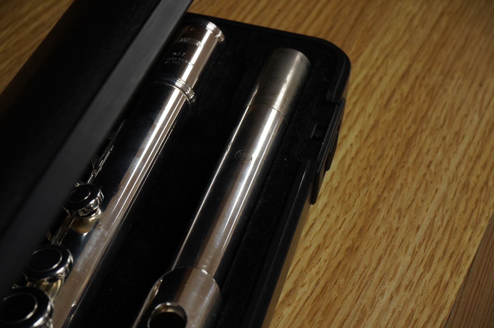 A cased Yamaha 211 flute